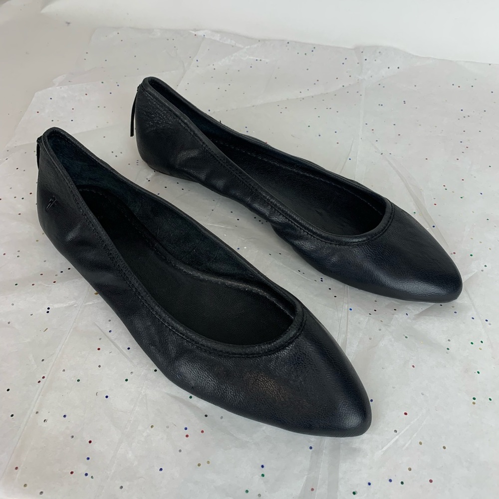 Frye flats